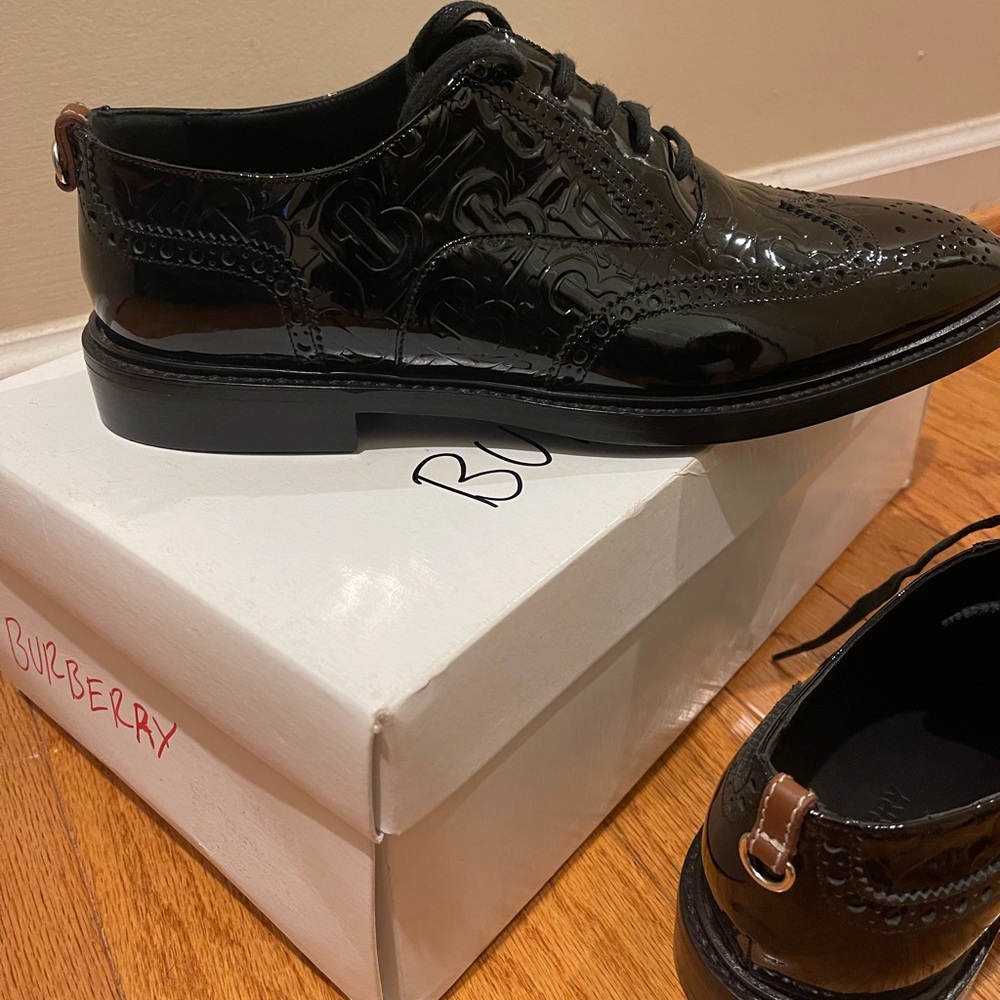 Burberry Men Oxford shoes Size 10.5